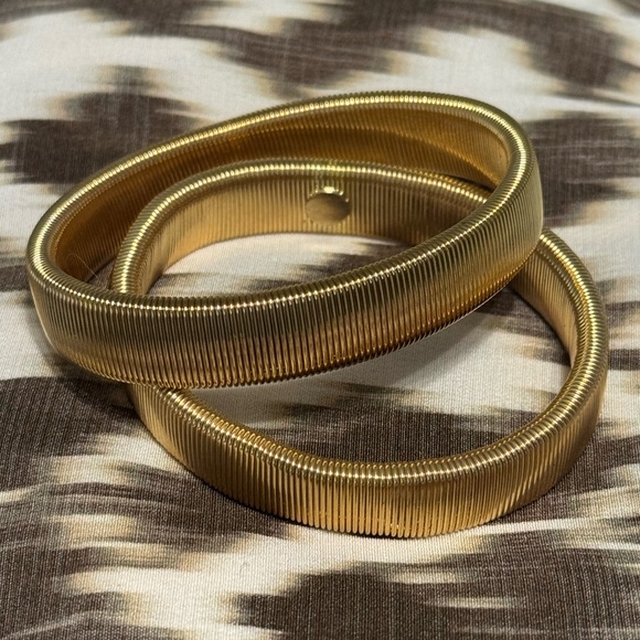 VINTAGE Gold Tone Slinky Stretch Stretchy Metal Bangles Bracelet Set 2 Jewelry - Picture 1 of 6